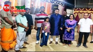 নাচোলে বিভিন্ন পূজামণ্ডপ পরিদর্শন করলেন পুলিশ সুপার গৌতম কুমার বিশ্বাস